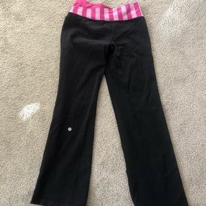 Lululemon crisscross waist flared leggings size 4